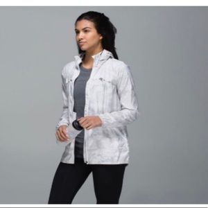 Lululemon Miss Misty II Jacket Nimbus White Gray Cloud Hood Packable Sz 6